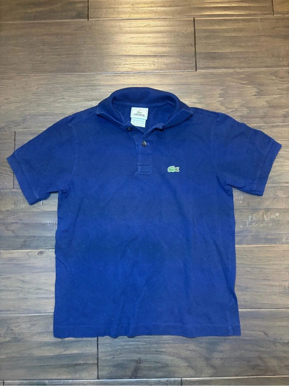 Kids Lacoste Navy Short Sleeve Polo. with Green Crocodile Emblem. Size 10